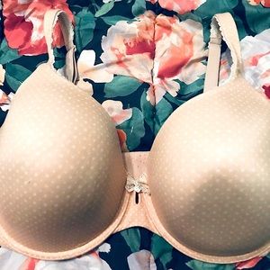 Victoria’s Secret Lined Perfect Coverage Bra—40DDD